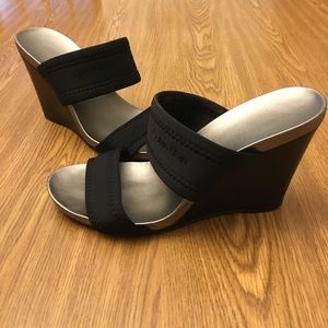 CALVIN KLEIN WEDGES